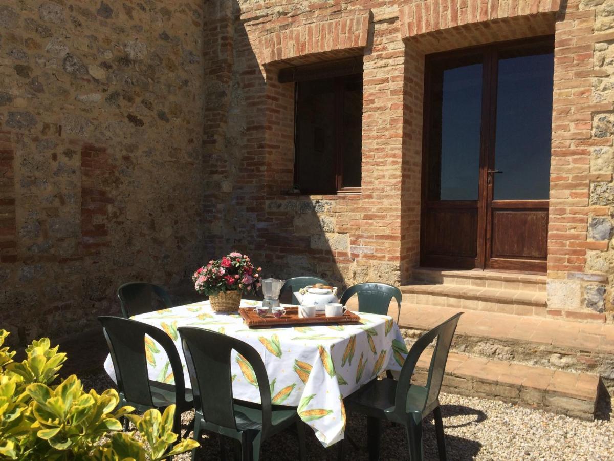 Agriturismo Fattoria Di Corsano Corsano  Exterior foto
